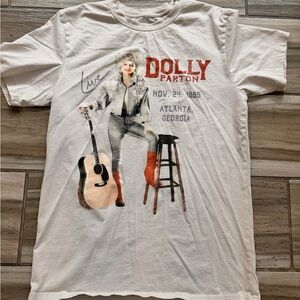 Dolly Parton Graphic T-Shirt
